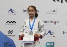 Юные спортсменки Лобни привезли серебро с Международного турнира по каратэ