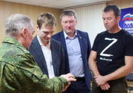 На совещании с главами муниципалитетов Губернатор Андрей Воробьёв поднял вопрос о поддержке семей мобилизованных и самих военнослужащих.