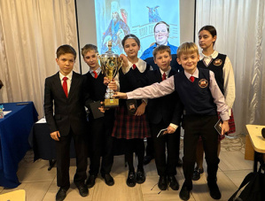 Филаретовской гимназии в Лобне исполнилось 33 года Филаретовской гимназии в Лобне исполнилось 33 года