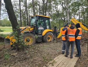 В Лобне подходит к концу строительство безопасного перехода через железнодорожные пути 
