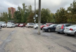 Рядом с ЛЦГБ завершаются работы по обустройству новой парковки