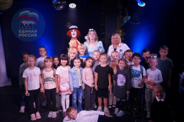 В «Камерной Сцене» состоялась премьера иммерсивного квеста по мотивам произведения «Алиса в стране чудес» В «Камерной Сцене» состоялась премьера иммерсивного квеста по мотивам произведения «Алиса в стране чудес»