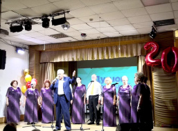 Творческий клуб городского округа Лобня «Кому за 40» отпраздновал свое двадцатилетие Творческий клуб городского округа Лобня «Кому за 40» отпраздновал свое двадцатилетие