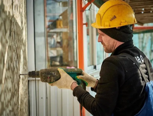 В Лобне стартовал капитальный ремонт фасада многоквартирного дома