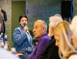 Налоги, здравоохранение и банковские сервисы: глава Лобни встретилась с представителями малого предпринимательства