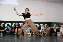 Танцоры из Лобни пробуют себя в роли хореографов Танцоры из Лобни пробуют себя в роли хореографов