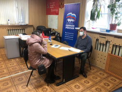 Депутат городского Совета депутатов Дмитрий Краснов провёл приём граждан