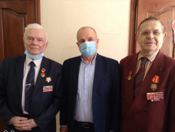 С Днем защитника Отечества Николай Гречишников поздравил деповчан