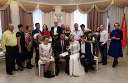 Новобрачные посетили музей в Лобненском отделе ЗАГС