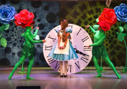 В Лобне покажут гастрольное шоу-мюзикл "Алиса в стране чудес"