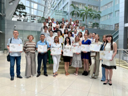 В Лобне врач-педиатр получил свидетельство на социальную ипотеку