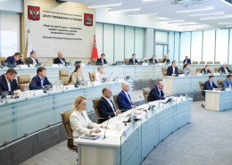 Автобусы, подготовка к зиме и благоустройство: в Лобне провели оперативное совещание под руководством главы Автобусы, подготовка к зиме и благоустройство: в Лобне провели оперативное совещание под руководством главы