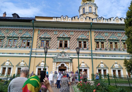 Лобненцы изучают достопримечательности Подмосковья