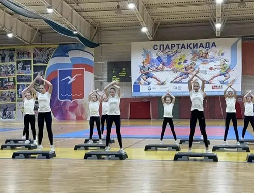 Спорт и творчество объединили Лобню в День физкультурника