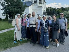 Пятое паломничество Филаретовского прихода: три дня пути по древней «Дороге в Лавру» Пятое паломничество Филаретовского прихода: три дня пути по древней «Дороге в Лавру»