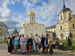 Лобненцы совершили паломнический поход в Троице-Сергиеву Лавру