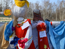В Лобне завершился конкурс на лучшую обрядовую куклу Масленицу