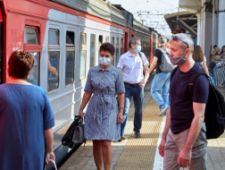 Пассажиров из Лобни оштрафовали за проезд без масок