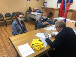Председатель Совета депутатов городского округа Лобня Николай Гречишников провел очередной прием граждан   