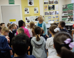 Школьникам Лобни рассказали о купцах Крестовниковых Школьникам Лобни рассказали о купцах Крестовниковых