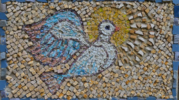 Созданные В Лобне птицы из мозаики отправятся в храм Беслана