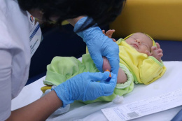 Новорожденные Лобни могут бесплатно пройти расширенный неонатальный скрининг