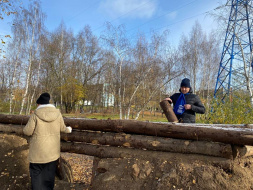 Строительство мемориального комплекса под открытым небом в Сквере защитников Москвы находится под контролем общественников