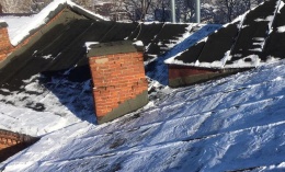 Более 15 крыш очищены от наледи за прошедшие дни