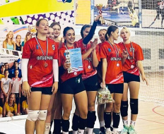 Спортсменки из Лобни заняли третье место в региональном турнире по волейболу Спортсменки из Лобни заняли третье место в региональном турнире по волейболу