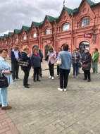 Лобненские пенсионеры осмотрели работы «подмосковского Врубеля» Лобненские пенсионеры осмотрели работы «подмосковского Врубеля»