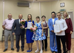 Детям-сиротам из Лобни вручили ключи от квартир Детям-сиротам из Лобни вручили ключи от квартир