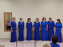 В лобненском Доме культуры состоялся концерт «Едины песней и душой» В лобненском Доме культуры состоялся концерт «Едины песней и душой»