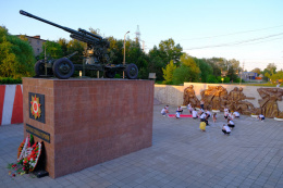 У памятника «Зенитное орудие» прошла акция «Свеча памяти»