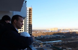 Глава Лобни Евгений Смышляев осмотрел ход строительства домов в «Лобня-Сити»