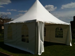 12 июня  в парке культуры и отдыха будет работать шатер с летним кинотеатром 