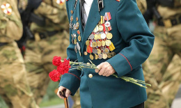 «Единая Россия» и «Волонтеры Победы» поздравят ветеранов на донбассе с 9 мая