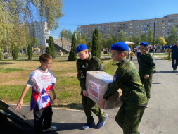 Две тонны гуманитарной помощи собрали жители Лобни в День города