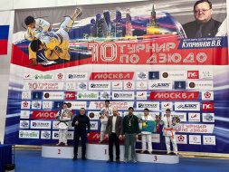 Лобненские спортсмены стали призерами юношеского турнира