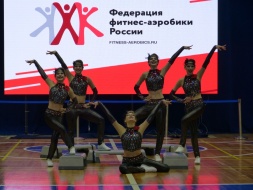 Команды студии “VitaFitness» заняли первое и второе места на Всероссийских соревнованиях среди юниоров, которые прошли в Москве