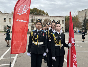 Лобненские школьницы приняли участие во Всероссийской военно-патриотической игре