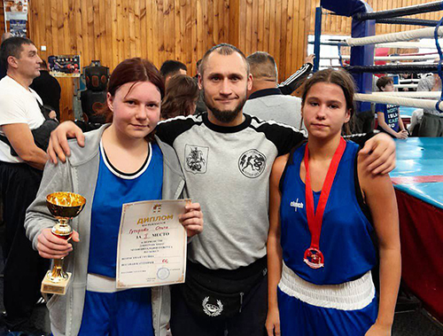 Боксеры из Лобни завоевали девять медалей на региональном первенстве Боксеры из Лобни завоевали девять медалей на региональном первенстве