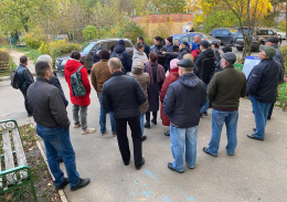 В лобненских дворах проходят собрания жителей