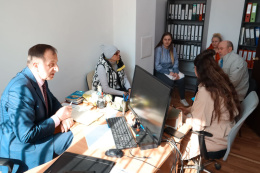 Лобненцам предложили оформлять текущие заявки по благоустройству МКД через мессенджеры