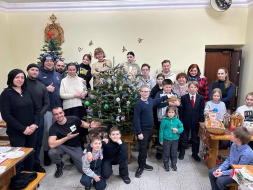 Воспитанники семейного центра «Лобненский» посетили Троице-Сергиеву Лавру