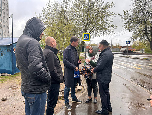 Депутат Совета депутатов совместно с первым заместителем главы городского округа Лобня провели пеший обход 