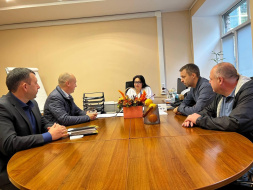 Главный врач ГБУЗ Московской области "Лобненская больница" Тен Виктория провела совещание по вопросам обеспечения антитеррористической защищенности в ЛПУ Главный врач ГБУЗ Московской области "Лобненская больница" Тен Виктория провела совещание по вопросам обеспечения антитеррористической защищенности в ЛПУ