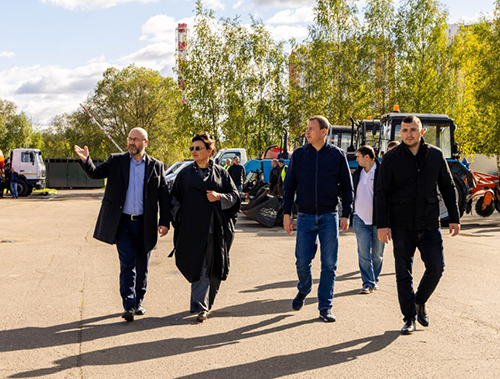 В Лобне прошел смотр коммунальной техники