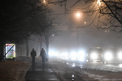 В Лобне во вторник начался снегопад, который может продолжиться до среды
