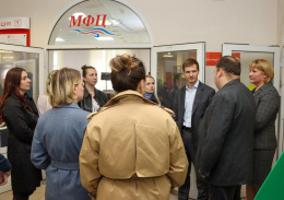 Глава городского округа провел встречу в лобненском МФЦ Глава городского округа провел встречу в лобненском МФЦ