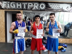 Две золотых медали завоевали боксеры клуба “Industrials” на турнире